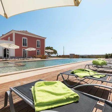 Βίλα Ataboeira *