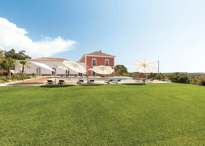 Villa Ataboeira